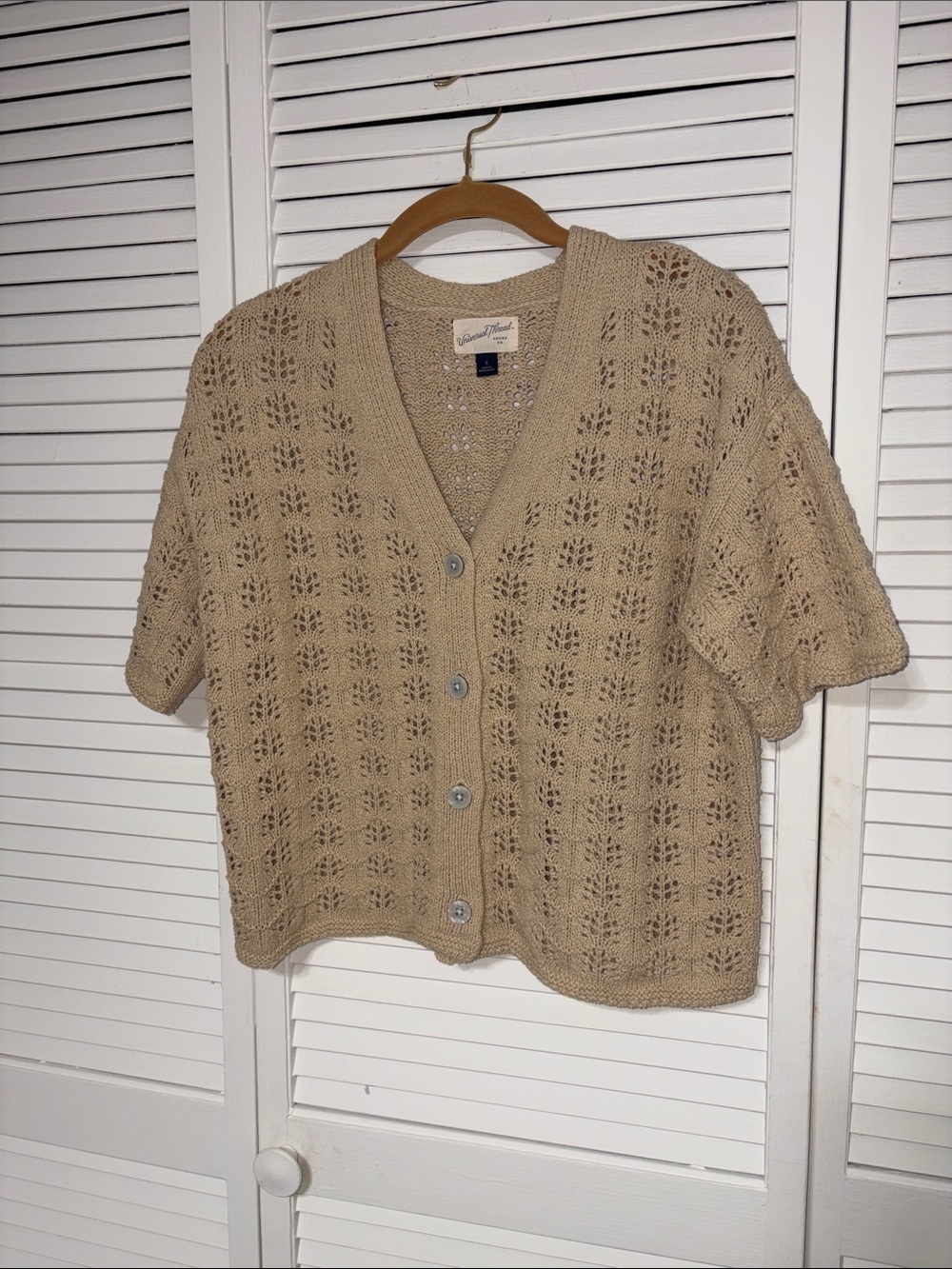 Universal Thread Beige Crochet Short Sleeve Cardigan